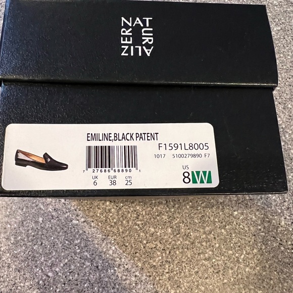 Naturalizer women’s loafers-EMILINE, BLACK PATENT Size 8W - Picture 8 of 8